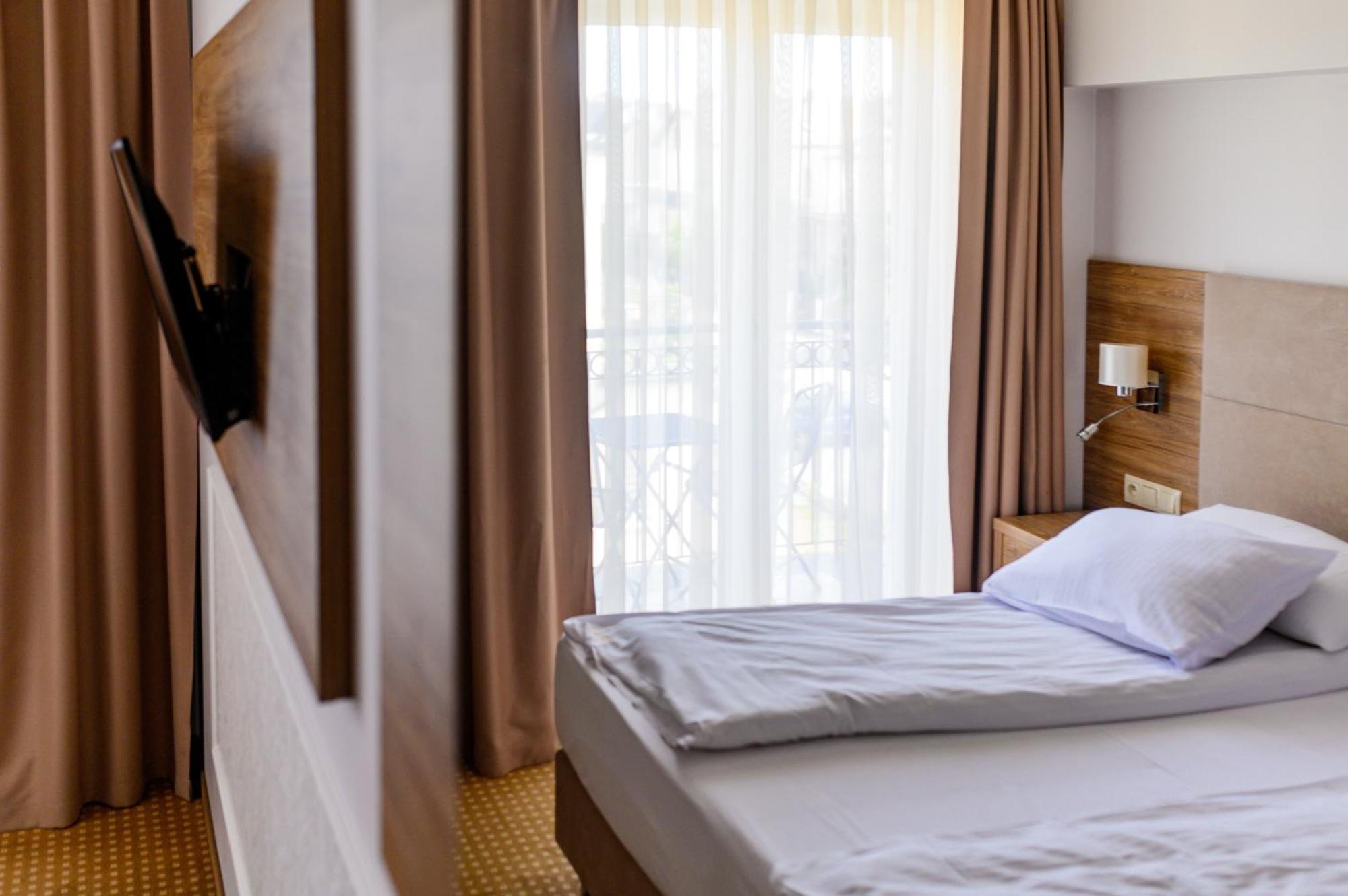 Moris Boutique Beach Hotel Гданьск Экстерьер фото