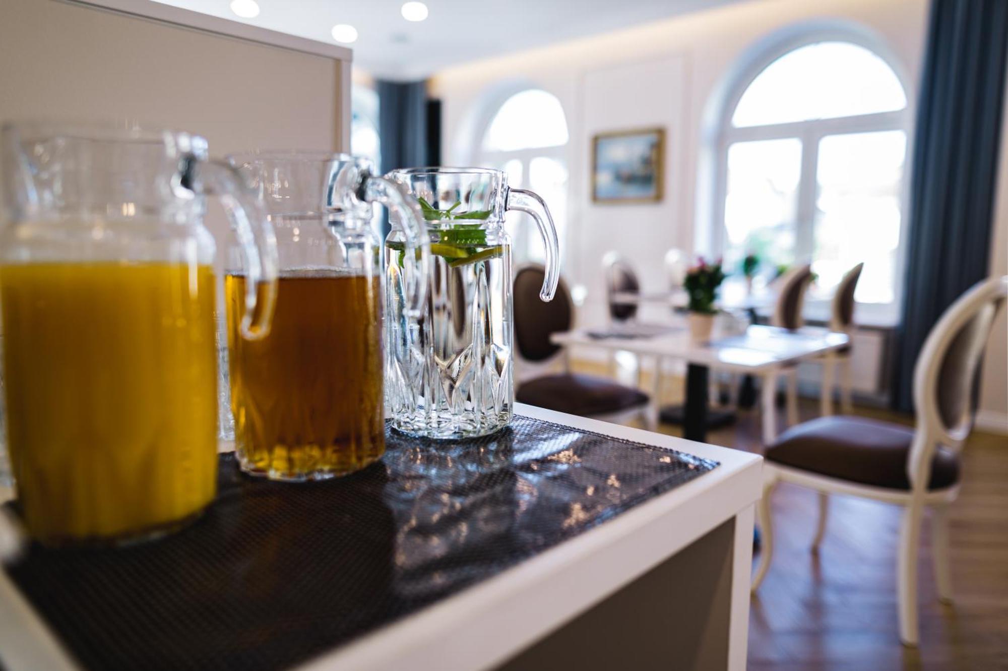 Moris Boutique Beach Hotel Гданьск Экстерьер фото