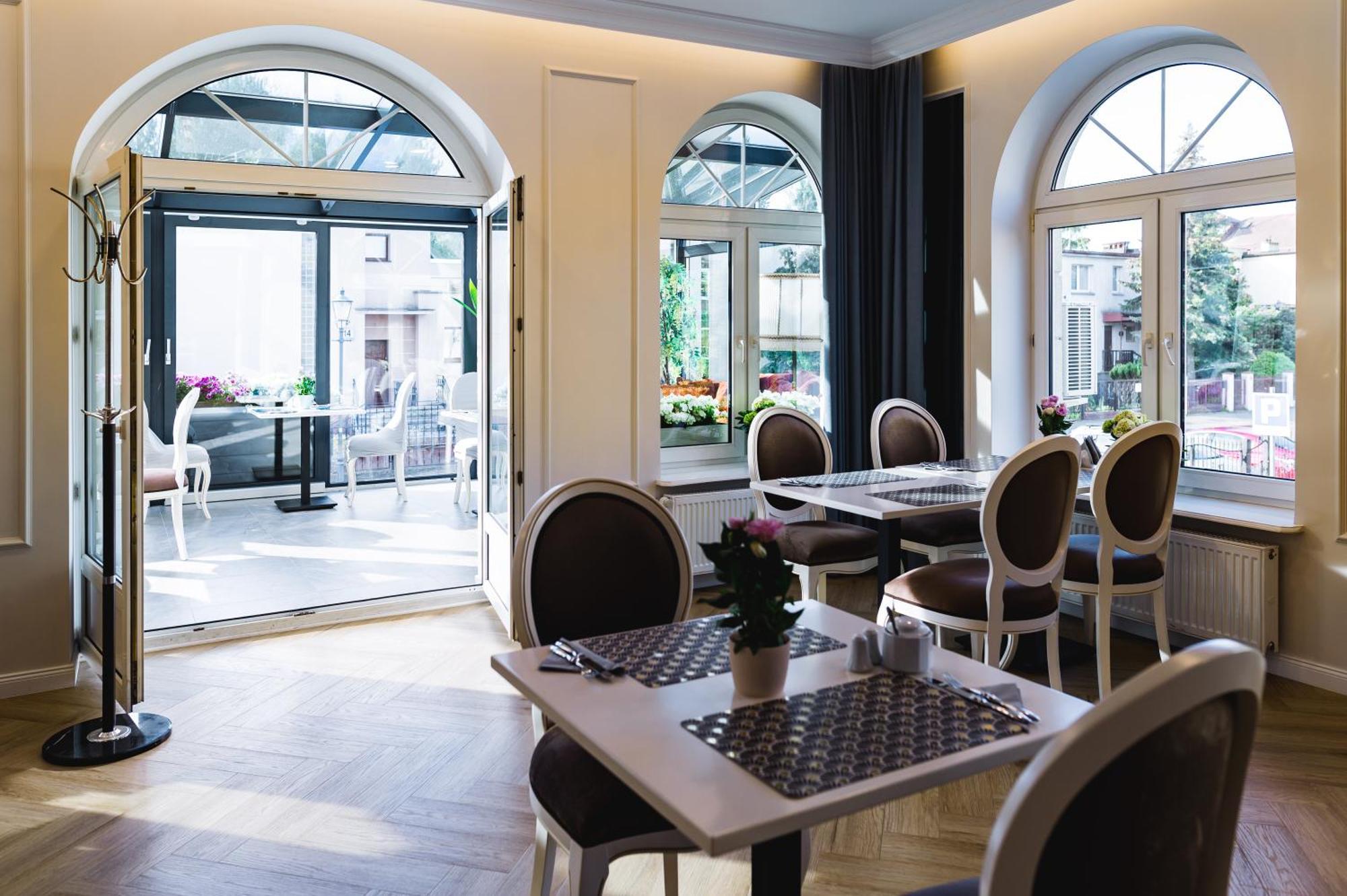 Moris Boutique Beach Hotel Гданьск Экстерьер фото