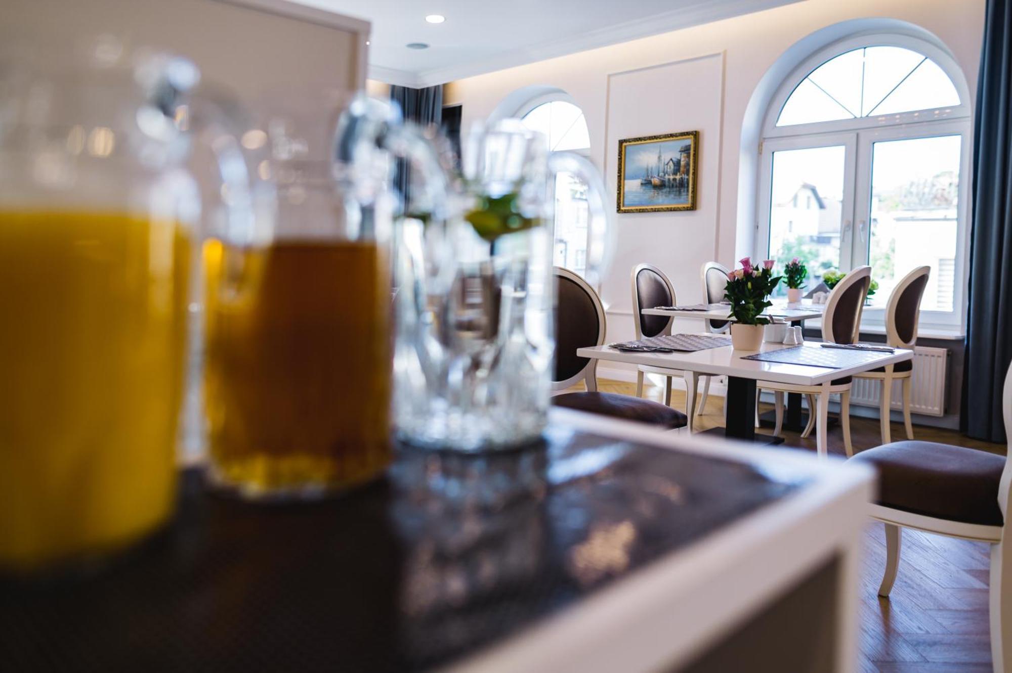 Moris Boutique Beach Hotel Гданьск Экстерьер фото