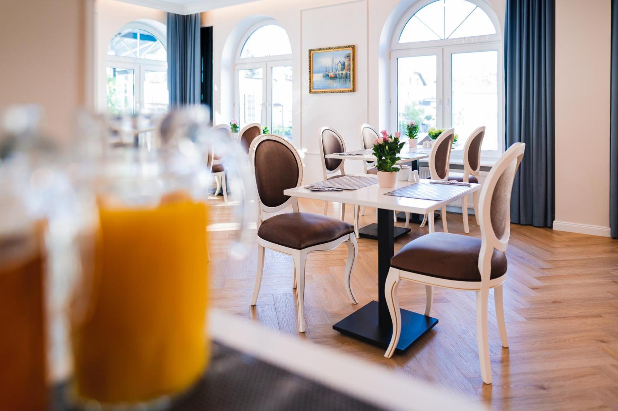 Moris Boutique Beach Hotel Гданьск Экстерьер фото