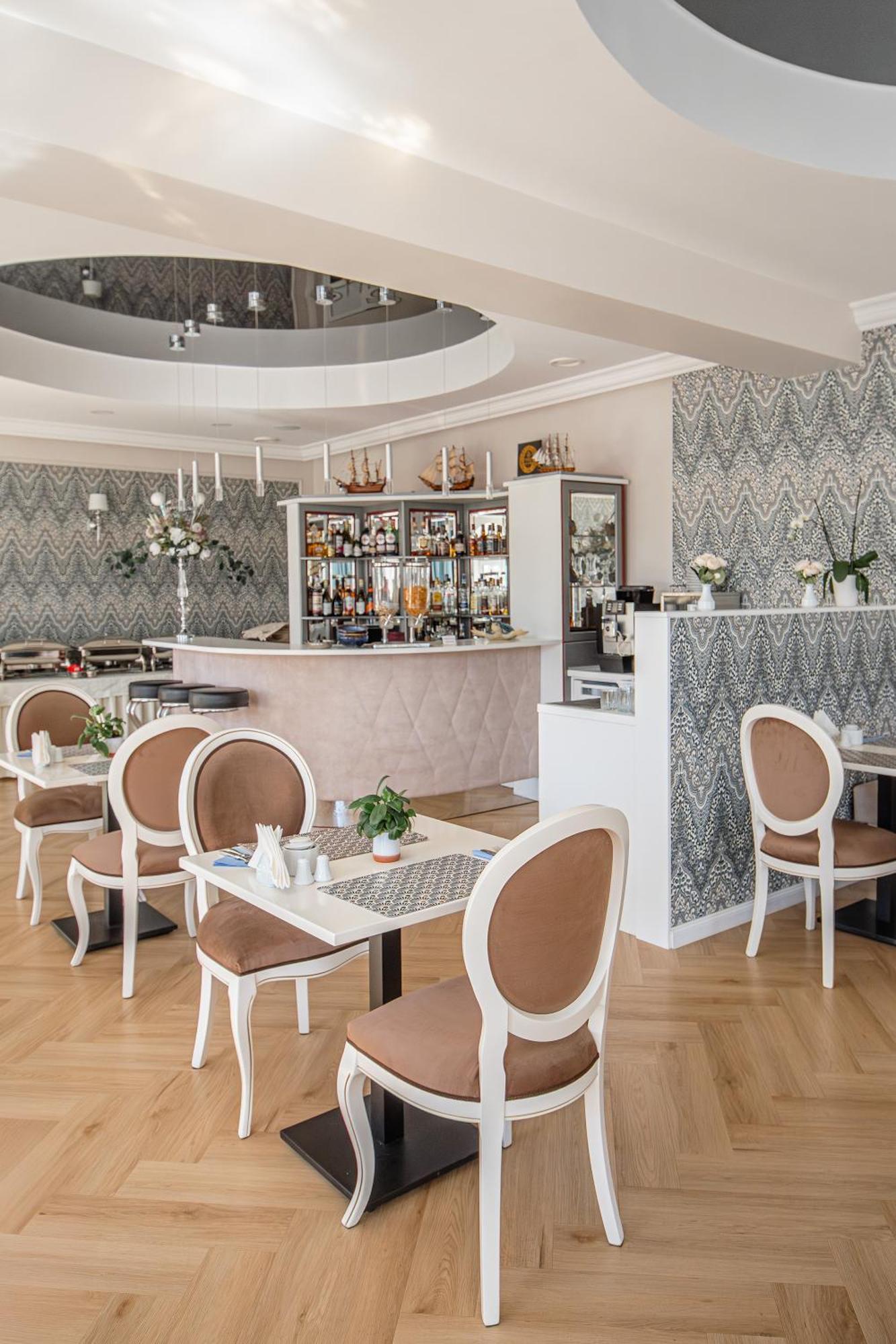 Moris Boutique Beach Hotel Гданьск Экстерьер фото