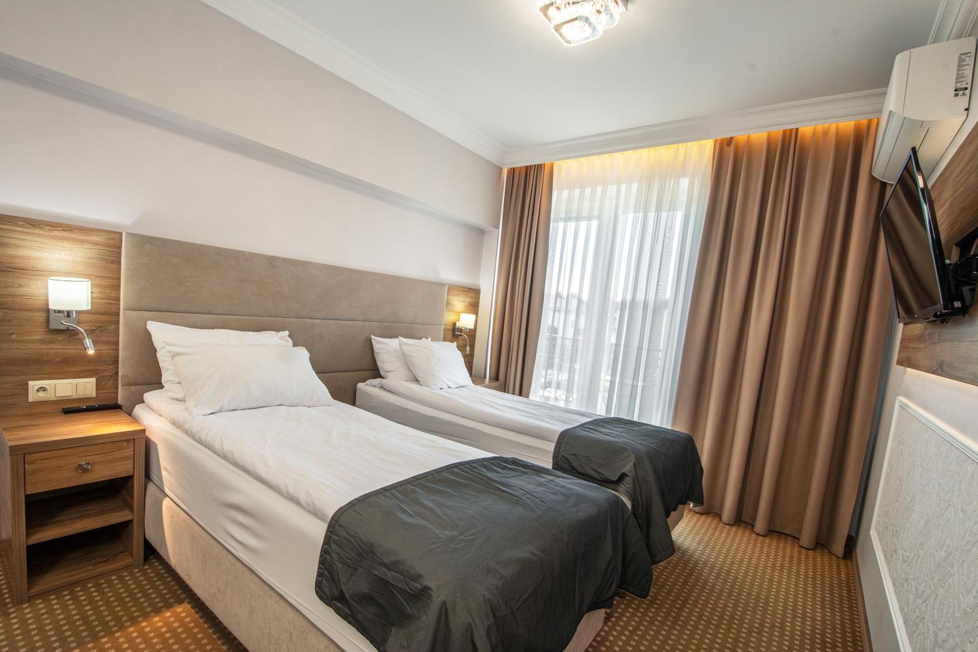 Moris Boutique Beach Hotel Гданьск Экстерьер фото